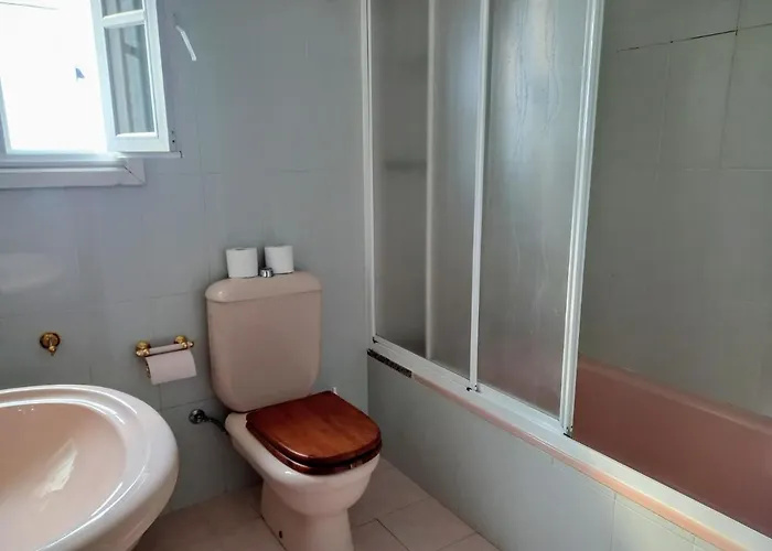 Atico Pilos * Castro Caldelas